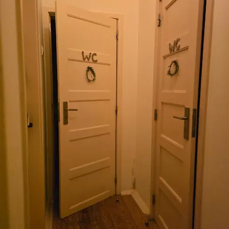 Majesticlara فندق مبيت وإفطار